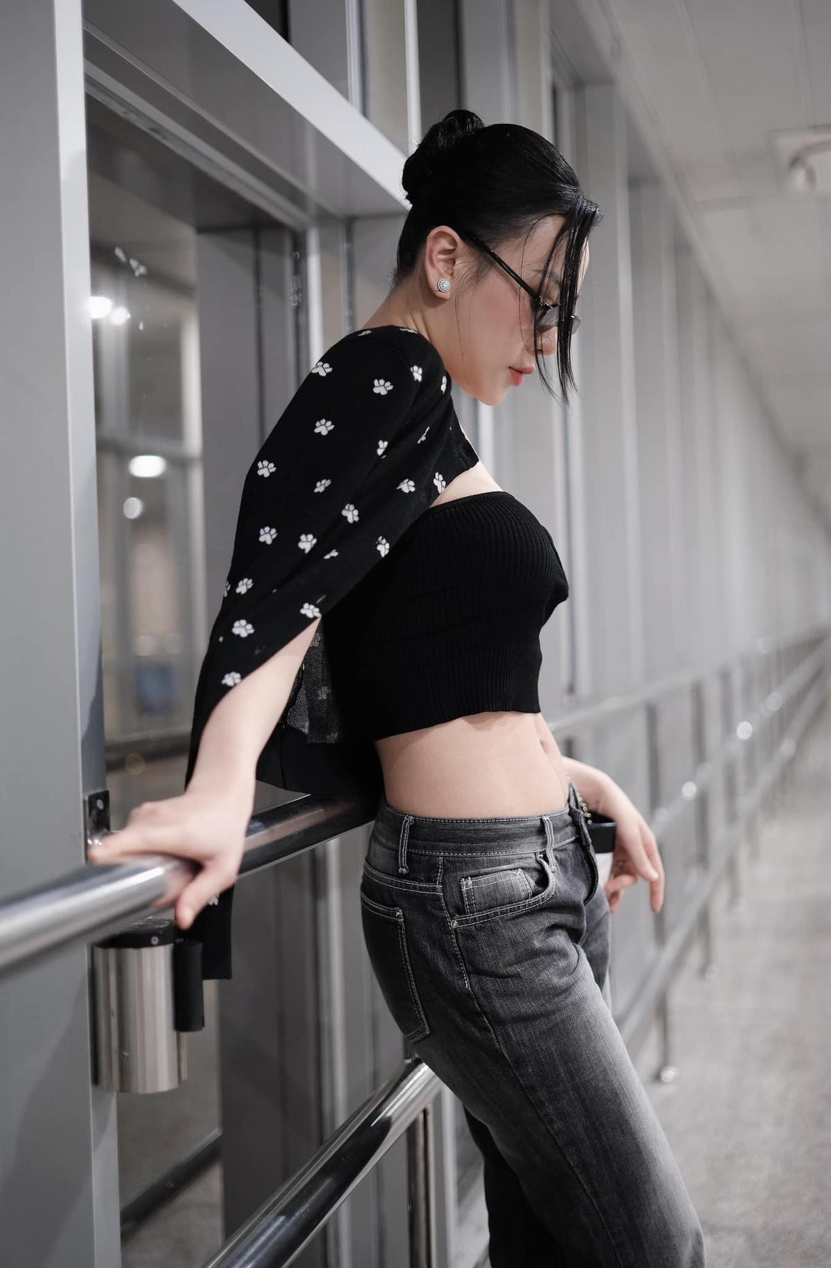 Hình ảnh Phương Oanh lúc mới vào nghề gây 'sốt' Ảnh 5