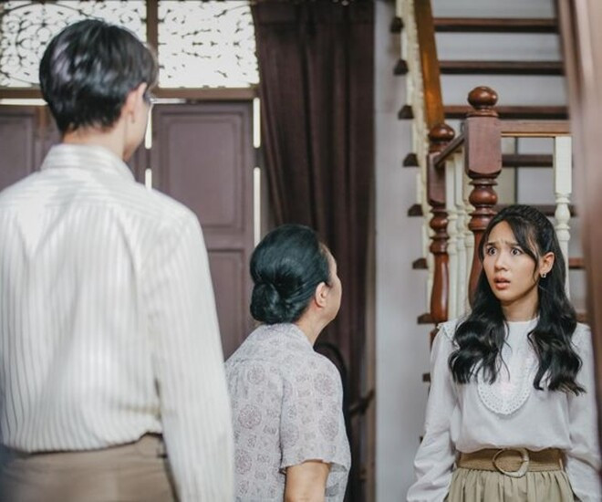 Vợ cũ bất ngờ xuất hiện trong tang lễ của mẹ tôi, cô ấy đưa một thứ khiến tôi bật khóc ân hận - 1
