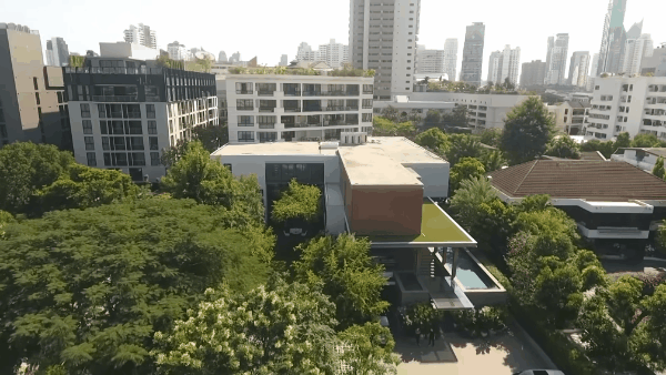 Nữ tỷ phú Thái Lan muốn chiêu mộ Xuân Son: Sở hữu dinh thự 2000m², U60 vẫn đầy khí chất Ảnh 3