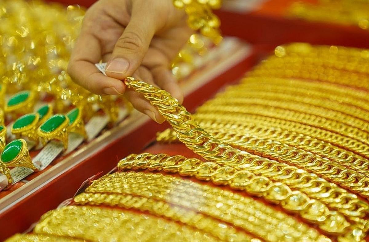 Giá vàng hôm nay (11/1): Cả vàng nhẫn lẫn vàng miếng tiếp tục tăng Ảnh 1