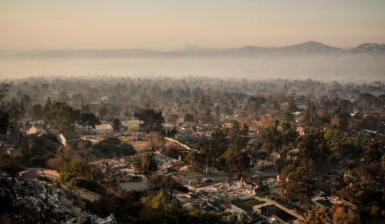 Cháy rừng ở Los Angeles tồi tệ hơn một cuộc tấn công hạt nhân ảnh 1