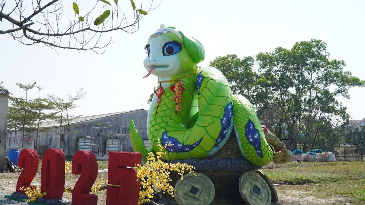 Linh vật rắn dễ thương của Bắc Giang: Mi cong điệu đà, toàn thân xanh mướt mắt Ảnh 4