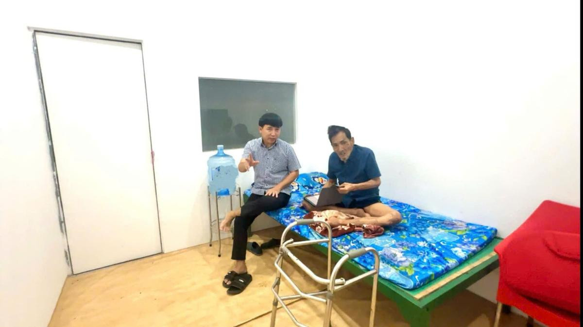 Thương Tín sức khoẻ yếu, muốn về quê đón Tết Ảnh 2