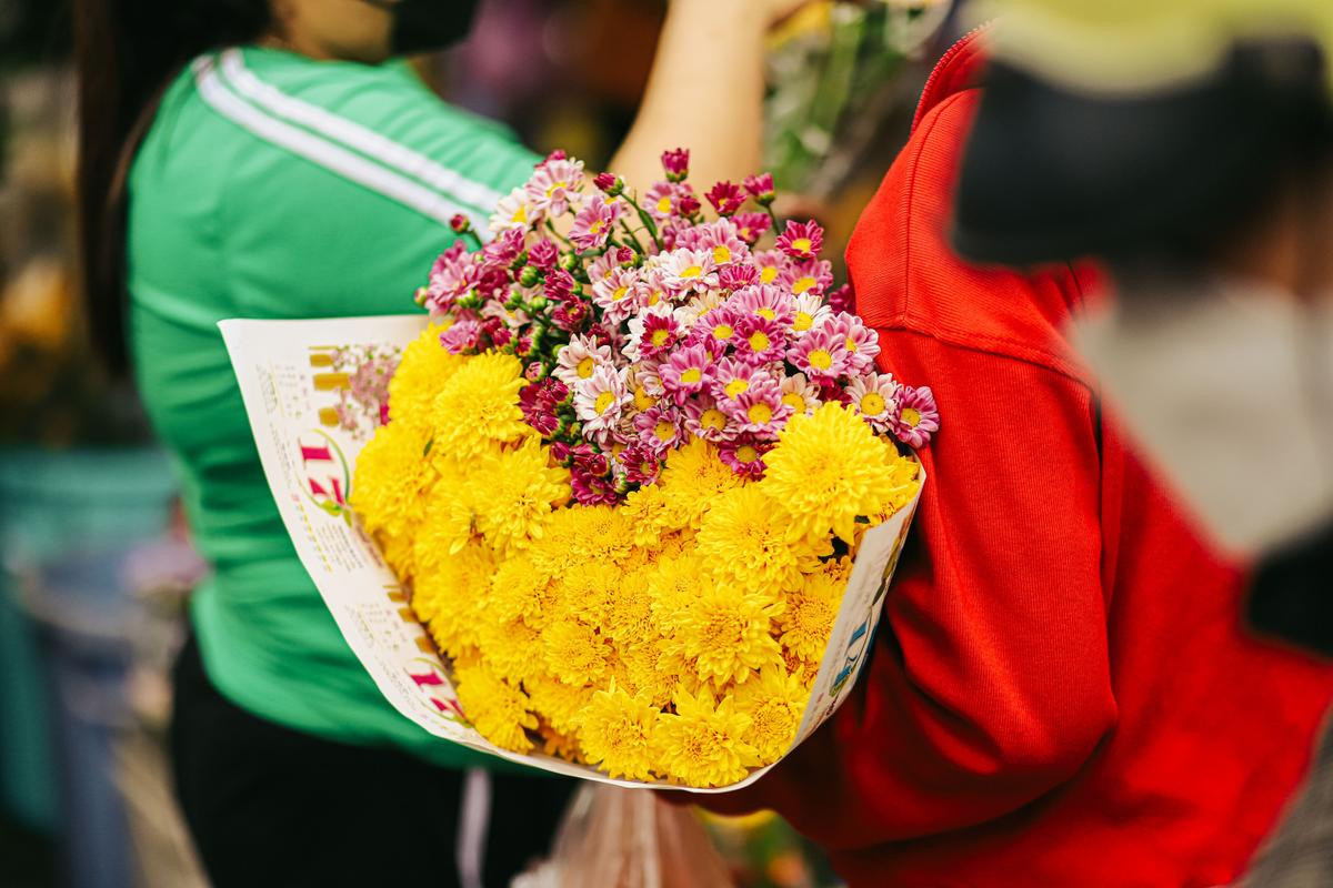 Sắc hoa rực rỡ ngày giáp Tết Ảnh 7