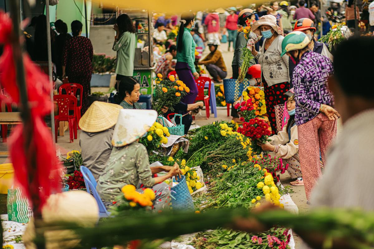 Sắc hoa rực rỡ ngày giáp Tết Ảnh 8