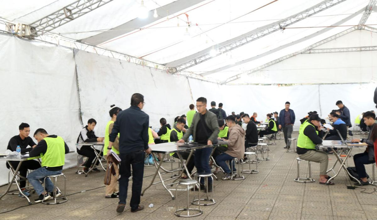 Vụ lừa đảo 1.000 tỷ đồng: Lộ diện trợ thủ đắc lực của 'ông chủ' người nước ngoài Ảnh 1