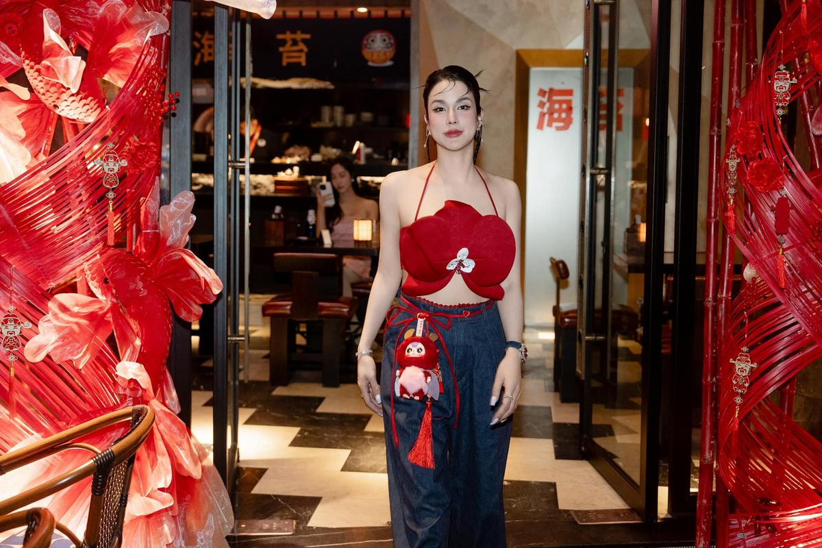 Vẻ đẹp nóng bỏng của nữ người mẫu Việt vừa có bạn trai mới sau 2 năm ly hôn Ảnh 2
