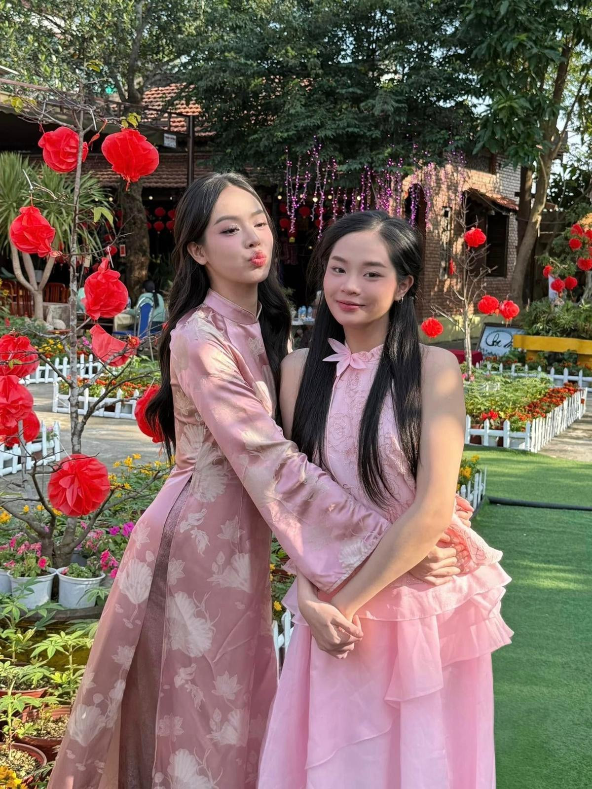 Hoa hậu Thanh Thủy khoe em gái 'xinh như thiên thần' dịp Tết Ảnh 2
