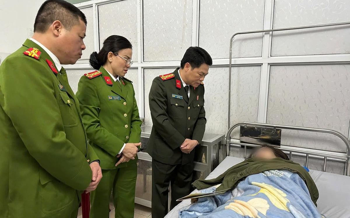 Vụ ô tô lao xuống mương làm 7 người tử vong ở Nam Định: 2 nạn nhân sống sót hiện ra sao?