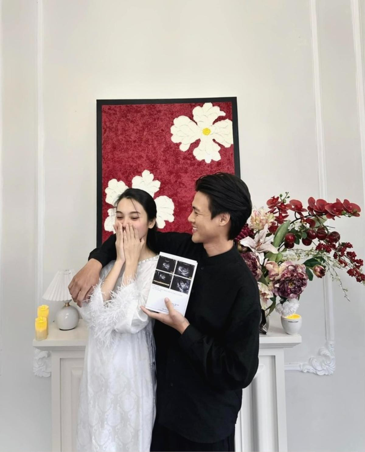 Rộ khoảnh khắc Tiến Phát về nhà Quỳnh Lương ăn Tết, đám cưới đang đến gần? Ảnh 2