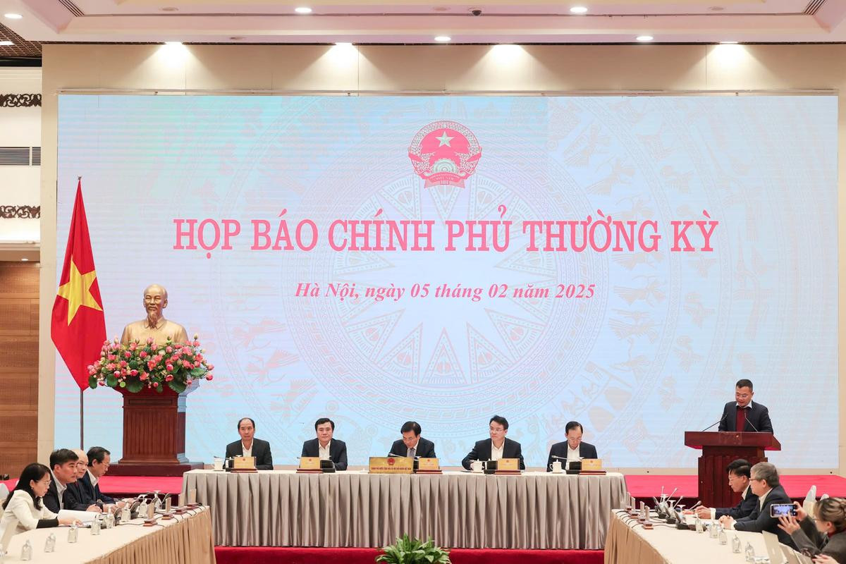Bộ Nội vụ khẳng định cân đối được tiền chi trả các trường hợp nghỉ hưu, thôi việc khi thực hiện sắp xếp Ảnh 1
