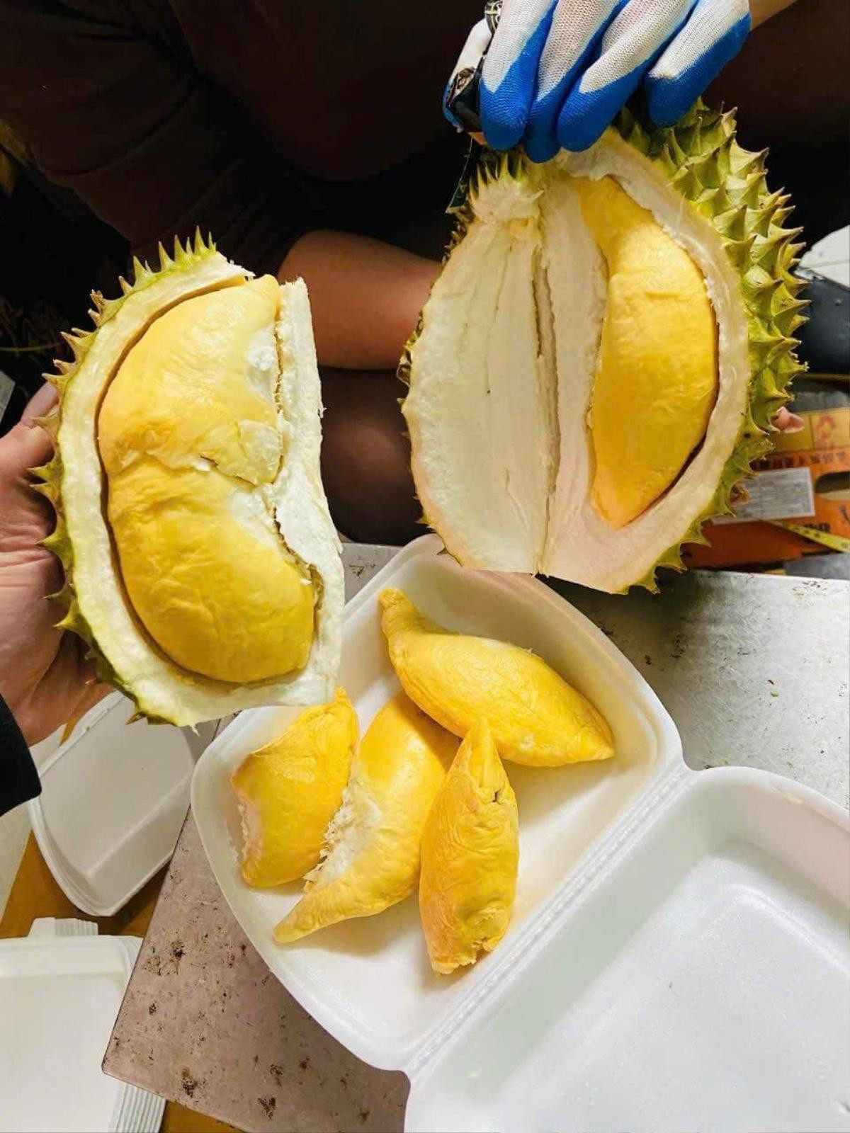 Đầu năm, sầu riêng 'giải cứu' giá rẻ giật mình chỉ 50.000 đồng/kg, thực hư thế nào? Ảnh 4