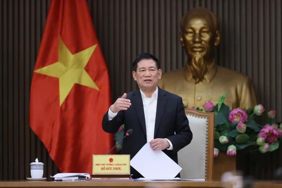 Nhấn mạnh Bộ Tài chính mới là bộ 'cốt lõi' - 'mạch máu' của nền kinh tế, Phó Thủ tướng Chính phủ Hồ Đức Phớc yêu cầu 'sắp xếp xong thì công việc phải chạy' - Ảnh: VGP/Trần Mạnh.