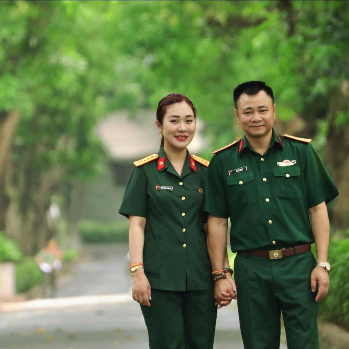 Cả hai đang có cuộc hôn nhân viên mãn khiến nhiều người ngưỡng mộ. Ảnh: FBNV