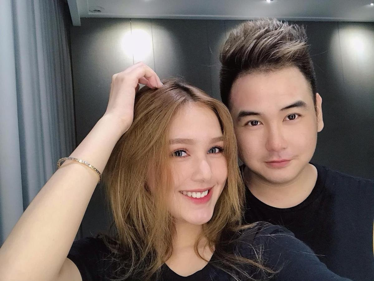 Xoài Non và Xemesis giữ sự tôn trọng, văn minh với nhau sau ly hôn. (Ảnh: FBNV)