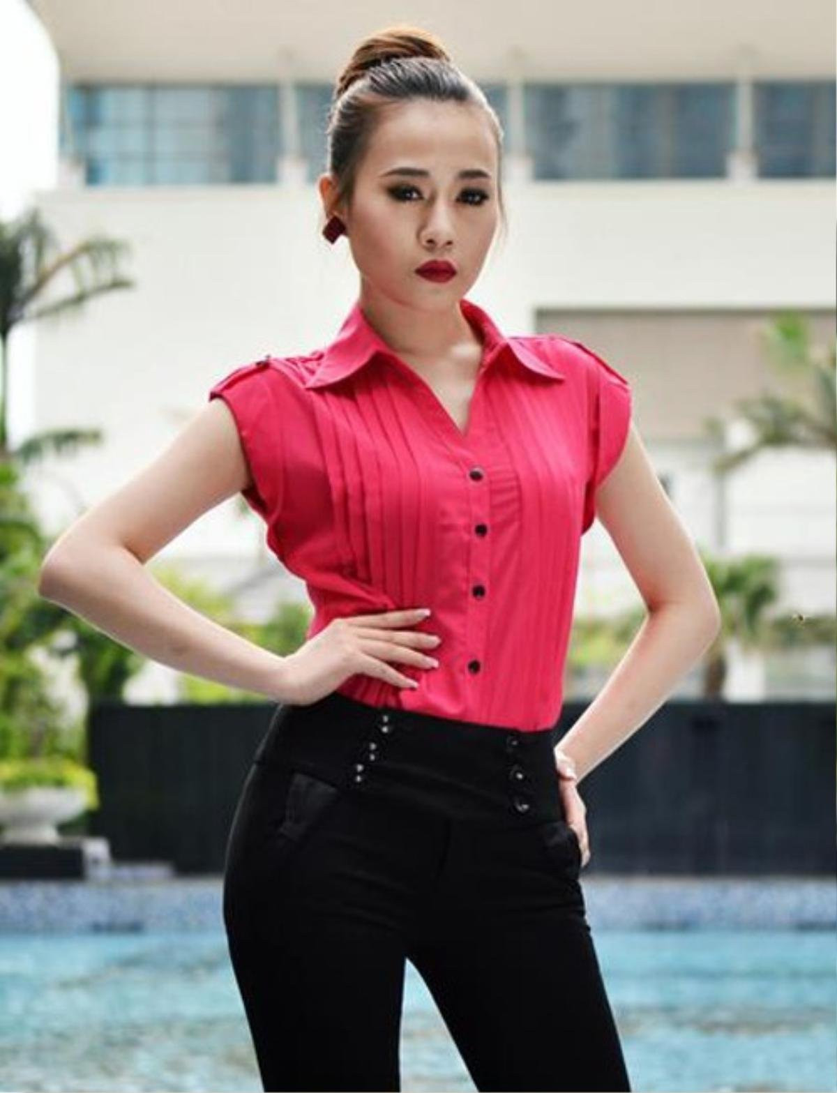 Nhan sắc Phương Oanh trước khi 'dao kéo'. (Ảnh FBNV)