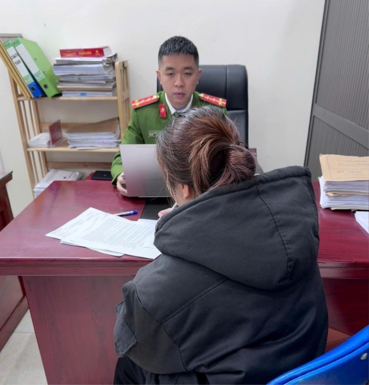 Tham gia ứng tuyển trực tuyến Chị L.P.D trú tại thành phố Hạ Long bị lừa đảo hơn 600 triệu đồng. Ảnh: Công an tỉnh Quảng Ninh