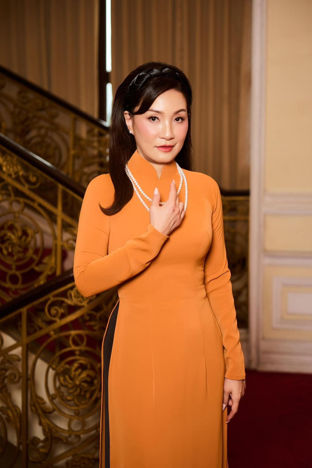 Hồng Đào đón tin vui ở Mỹ. Ảnh: FBNV