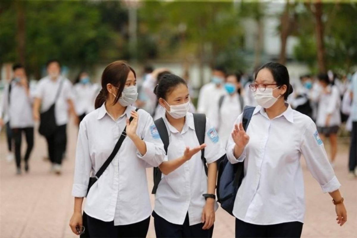 Hà Nội 'chốt' bao nhiêu chỉ tiêu vào lớp 10 công lập? Ảnh 1