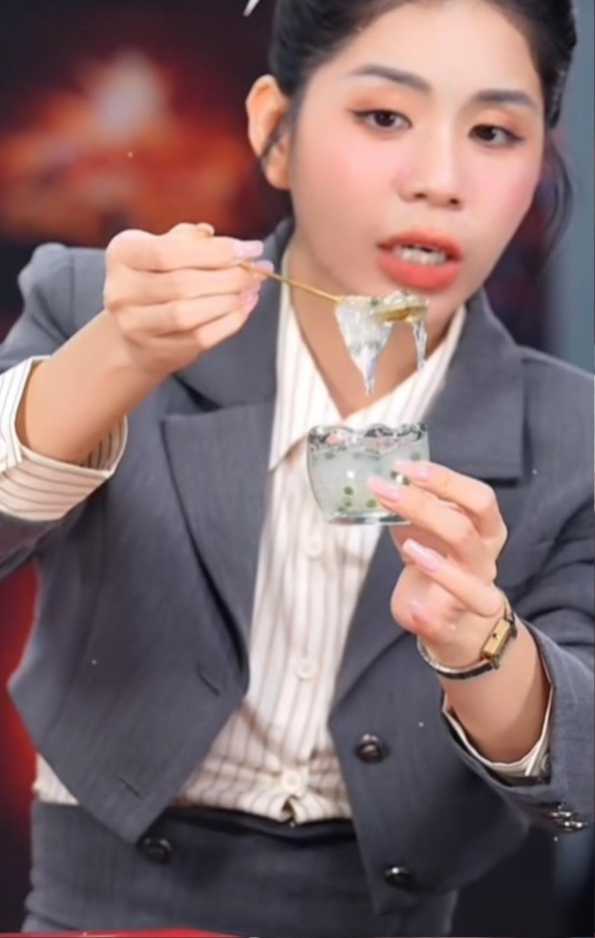 Vụ việc Hằng Du Mục quảng cáo 'lố' về sản phẩm yến sào khiến nhiều người mất niềm tin.