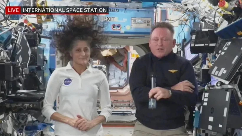 Hai phi hành gia Mỹ Butch Wilmore (phải) và Suni Williams bị mắc kẹt trên ISS sắp được trở về nhà. Ảnh: NASA