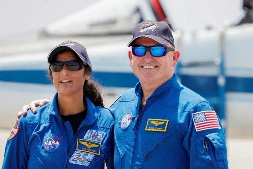 Suni Williams (trái) và Butch Wilmore. Ảnh: Reuters