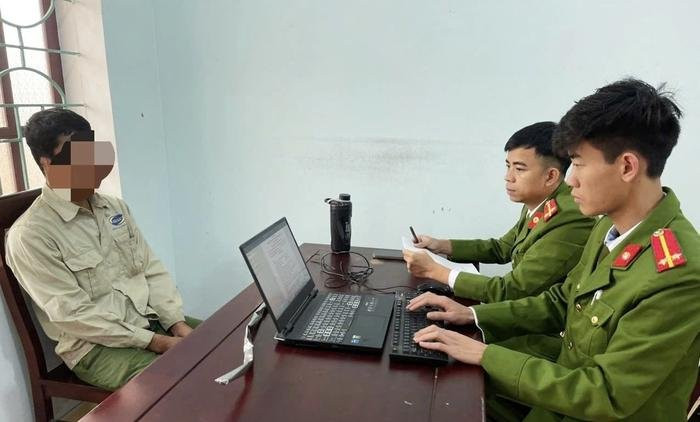 H. tại Cơ quan Công an.