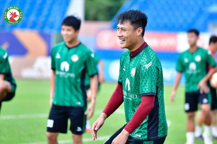 Nếu may mắn và phát triển đúng như kỳ vọng, Mạc Hồng Quân đã có thể trở thành ngôi sao hàng đầu của bóng đá Việt Nam. Ảnh: CLB Bình Định