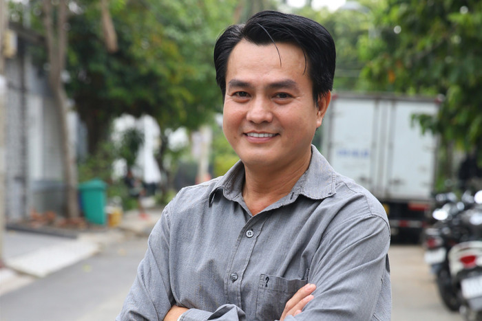 Cao Minh Đạt nhận ý kiến trái chiều khi quảng cáo sữa non 'mất ngủ cỡ nào cũng sẽ hết'. (Ảnh FBNV)