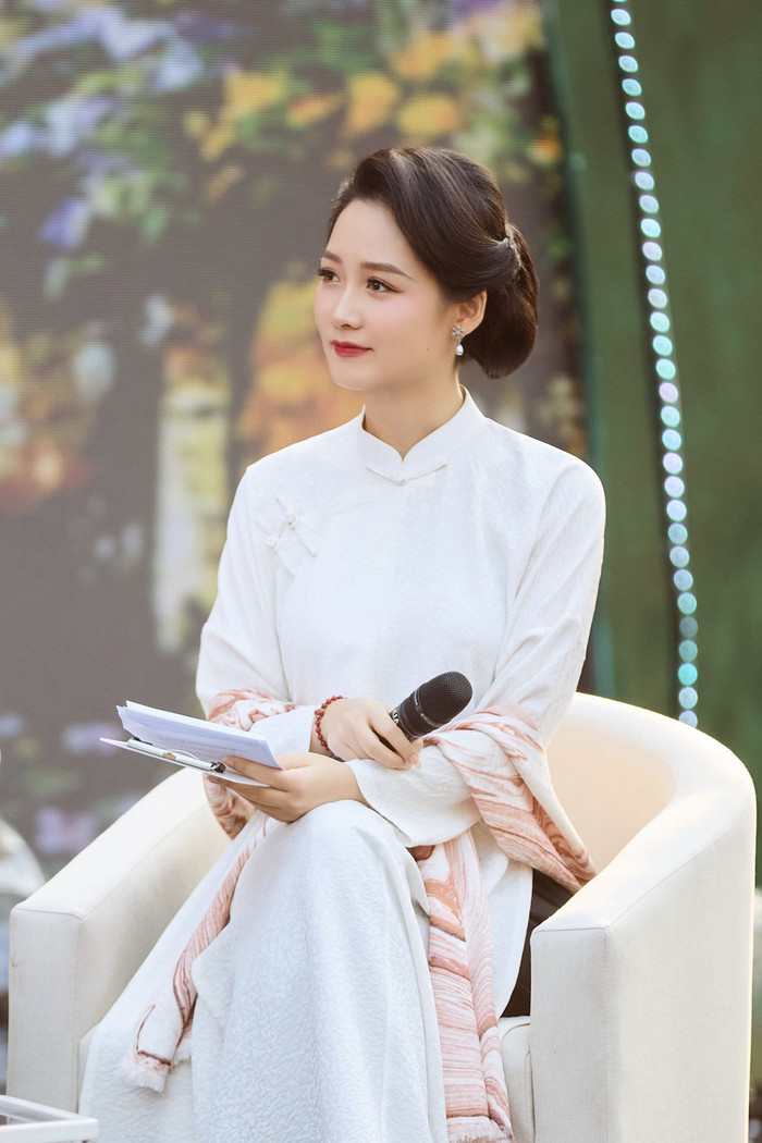 BTV Thu Hà từng mua nhầm sữa giả trong thời gian rối loạn, lo lắng vì chồng gặp tai nạn. Ảnh: Sưu tầm