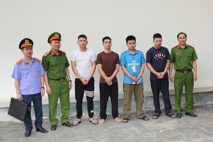 4 đối tượng vừa bị khởi tố. Ảnh: CAND
