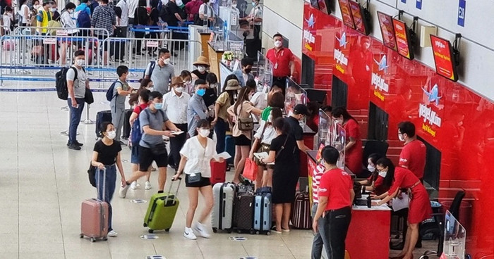 Cục Hàng không yêu cầu Vietjet khắc phục bất cập trong phục vụ mặt đất tại Tân Sơn Nhất Ảnh 2