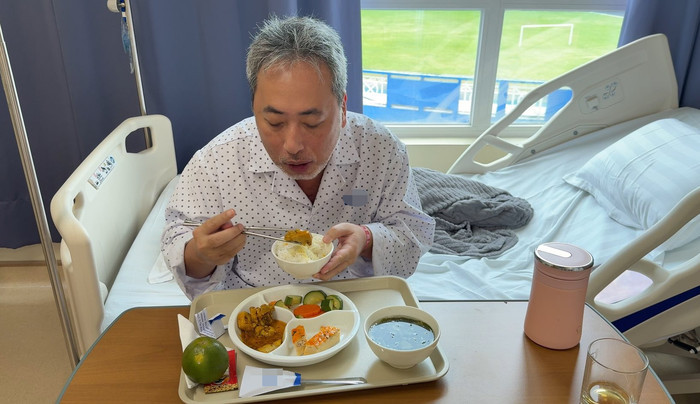 Đạo diễn Nguyễn Quang Dũng mới đây đã chia sẻ về hành trình nhập viện do nhồi máu cơ tim.