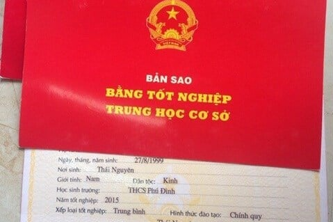 bang-tot-nghiep-trung-hoc-co-so-1747066483.jpg