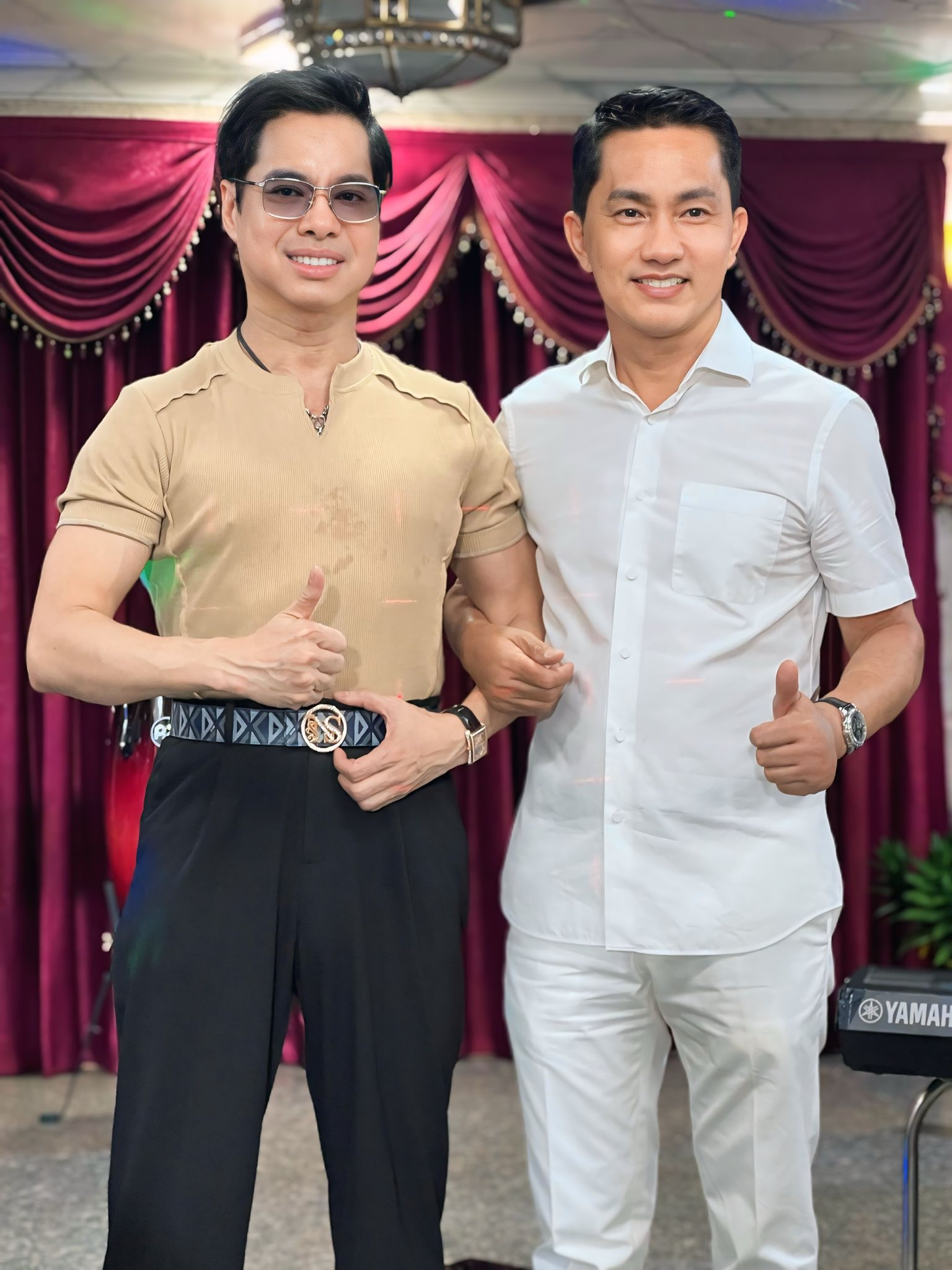 danh-ca-ngoc-son-va-ong-ho-nhan-la-nhung-nguoi-anh-em-than-thiet-1747191093.png