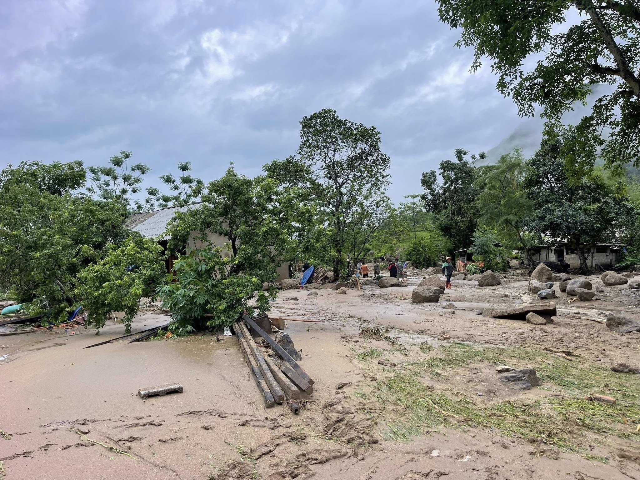 lu-quet-giua-dem-tai-bac-kan-thong-ke-thiet-hai-va-khac-phu-hau-qua-1747580336.jpg