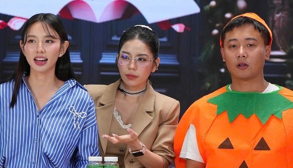 nguyen-thuc-thuy-tien-cong-ty-chi-em-rot-1747729255.jpg