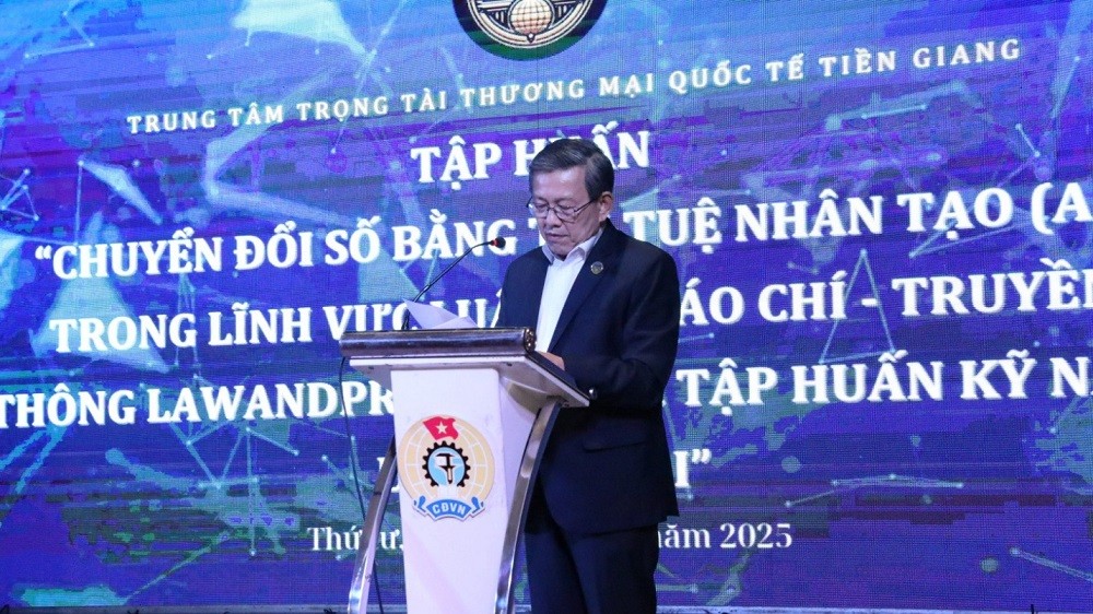 luat-gia-le-dong-trieu-pho-chu-tich-trung-tam-trong-tai-quoc-te-tien-giang-1747914574.jpg