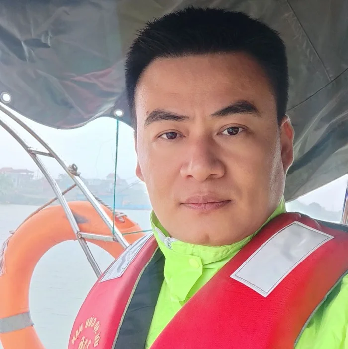 anh-nham-quang-van-la-nguoi-sang-lap-doi-cuu-ho-116-1753539639.jpg