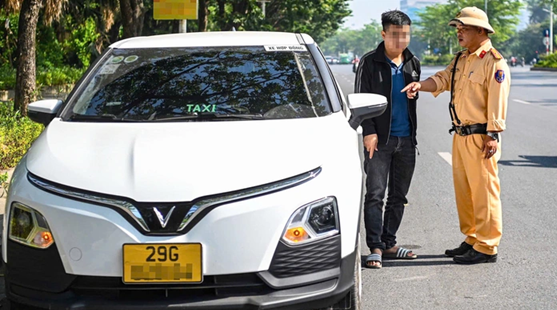 anh-minh-hoa-xe-taxi-1754539184.png