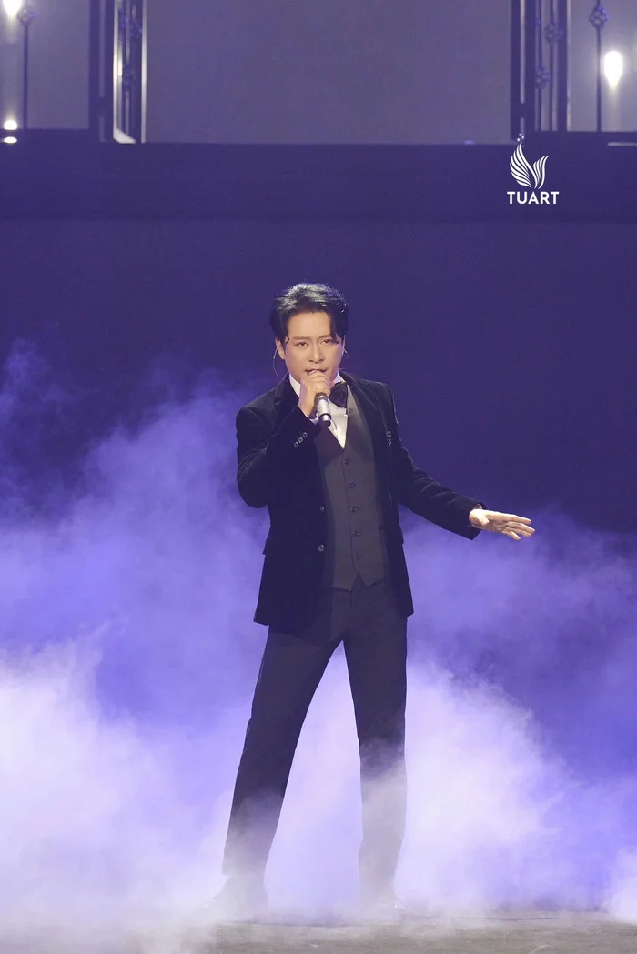 tuan-hung-the-hien-tinh-yeu-va-dam-me-am-nhac-chay-bong-sau-nhieu-nam-lam-nghe-1754655021.jpg