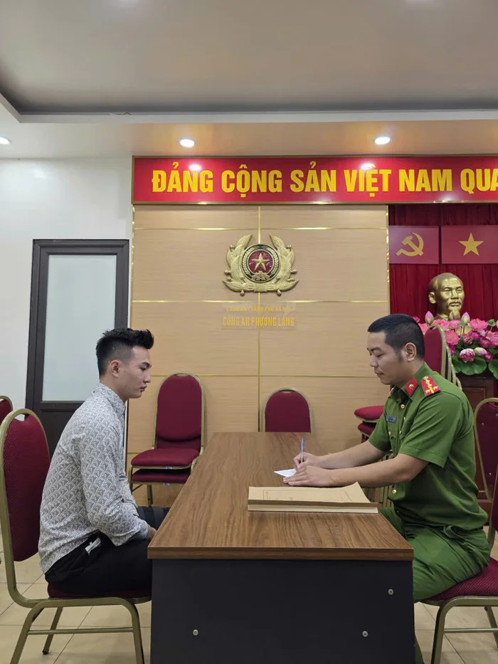 doi-tuong-nguyen-xuan-khai-tai-co-quan-cong-an-1756471240.jpg
