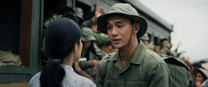 mua-do-lap-ky-tich-truoc-them-ky-niem-80-nam-quoc-khanh-1756471820.jpg