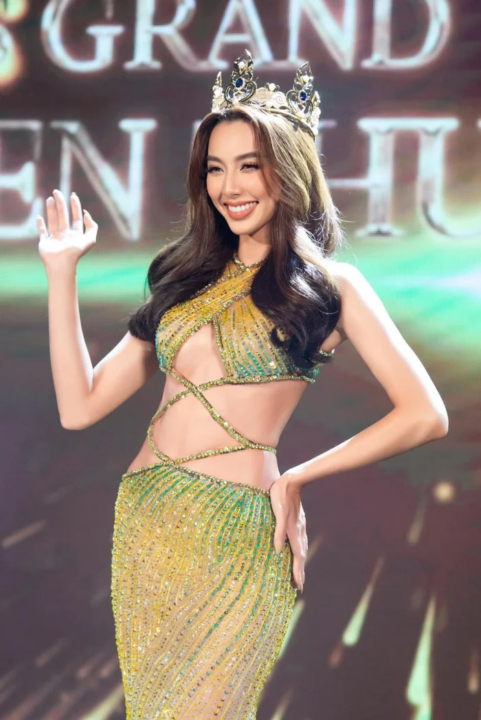 truoc-do-hoa-hau-thuy-tien-cung-bi-cong-ty-chu-quan-cham-dut-hop-dong-sau-be-boi-lien-quan-den-keo-kera-1757234037.jpg