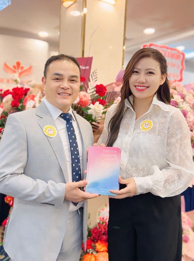 9-doanh-nhan-nguyen-hong-dang-su-kien-ky-niem-18-nam-thanh-lap-nha-khoa-nhu-ngoc-1757484705.jpg