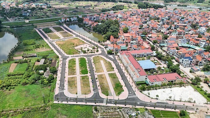 anh-minh-hoa-dat-dai-dau-gia-1759052590.jpg
