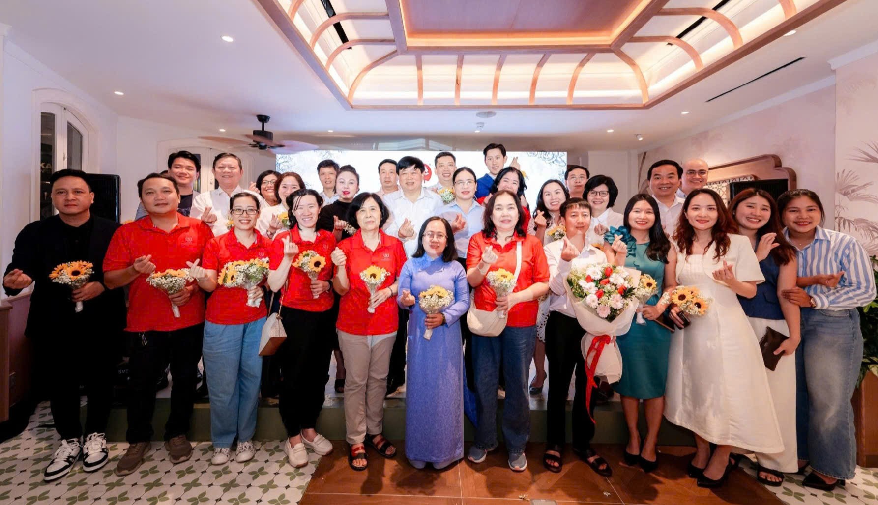 dai-bieu-tham-du-chuong-trinh-uom-mam-nu-cuoi-1759595291.jpg