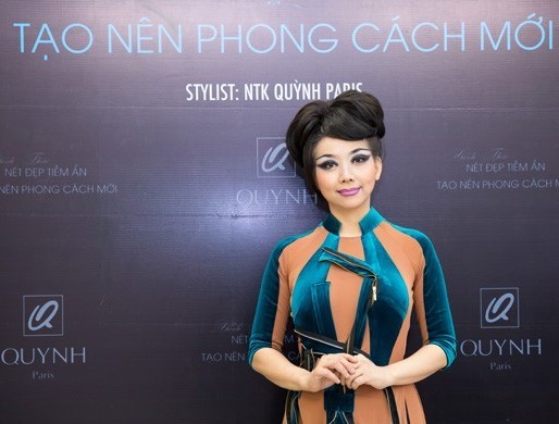 tien-si-danh-du-ntk-quynh-paris-1760199568.jpg