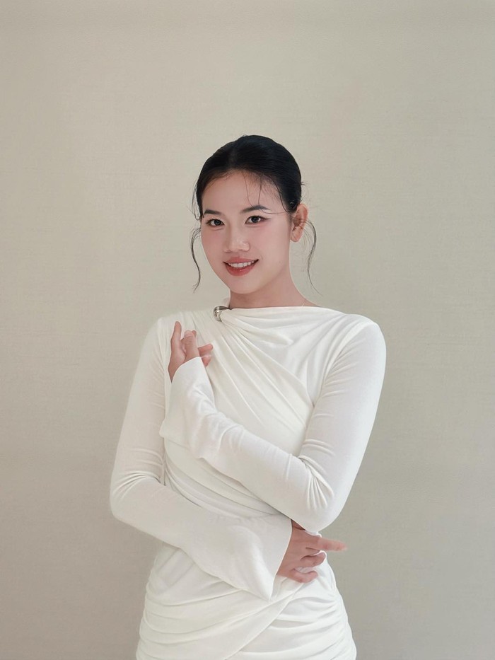 anh-vien-vay-trang-1761092899.jpg