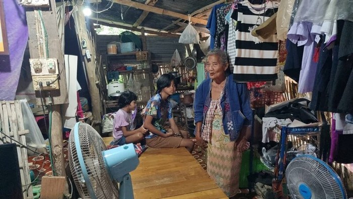cu-ba-tat-tat-cung-2-dua-tre-1761094648.jpg